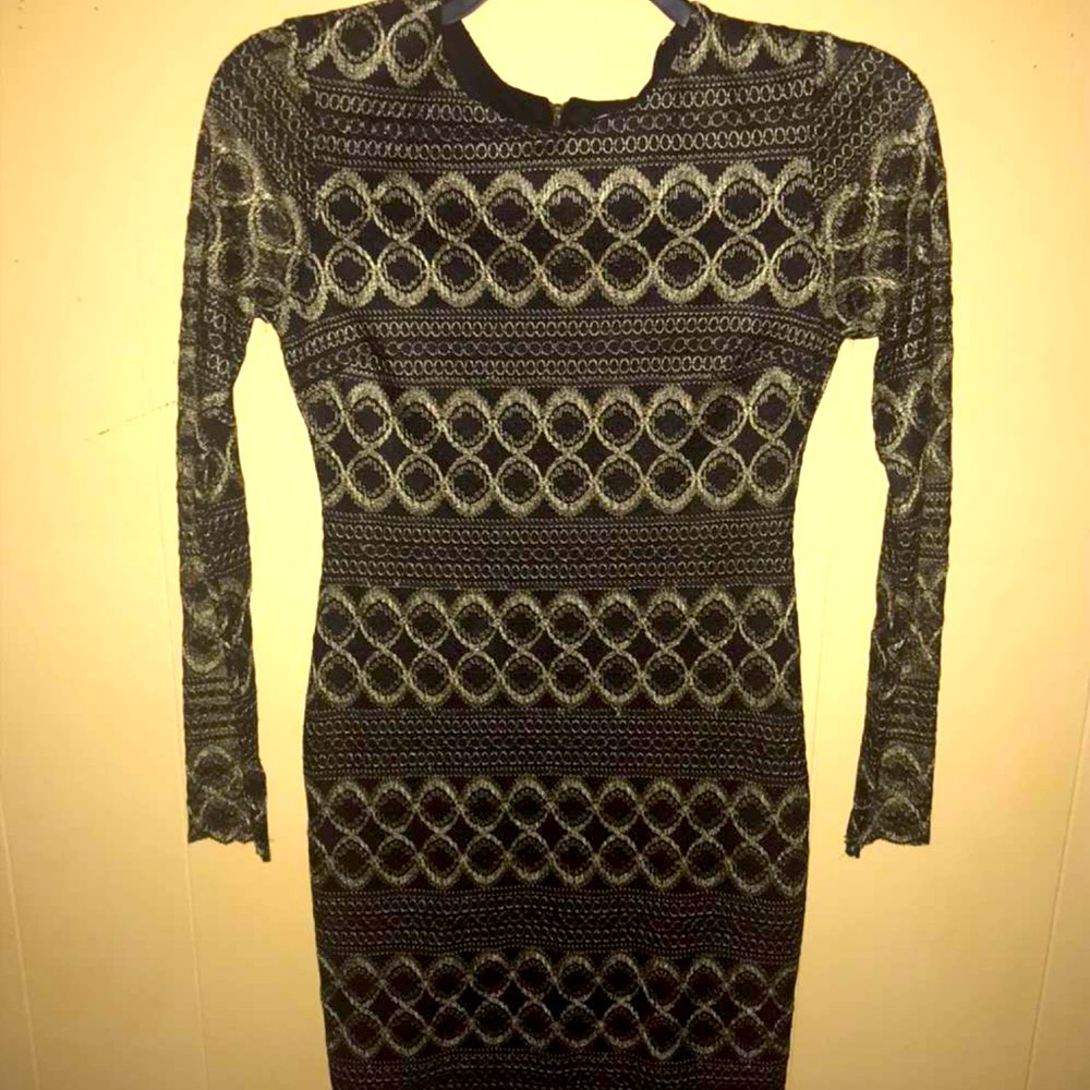 Black & gold Cato dress w/ sheer sleeves